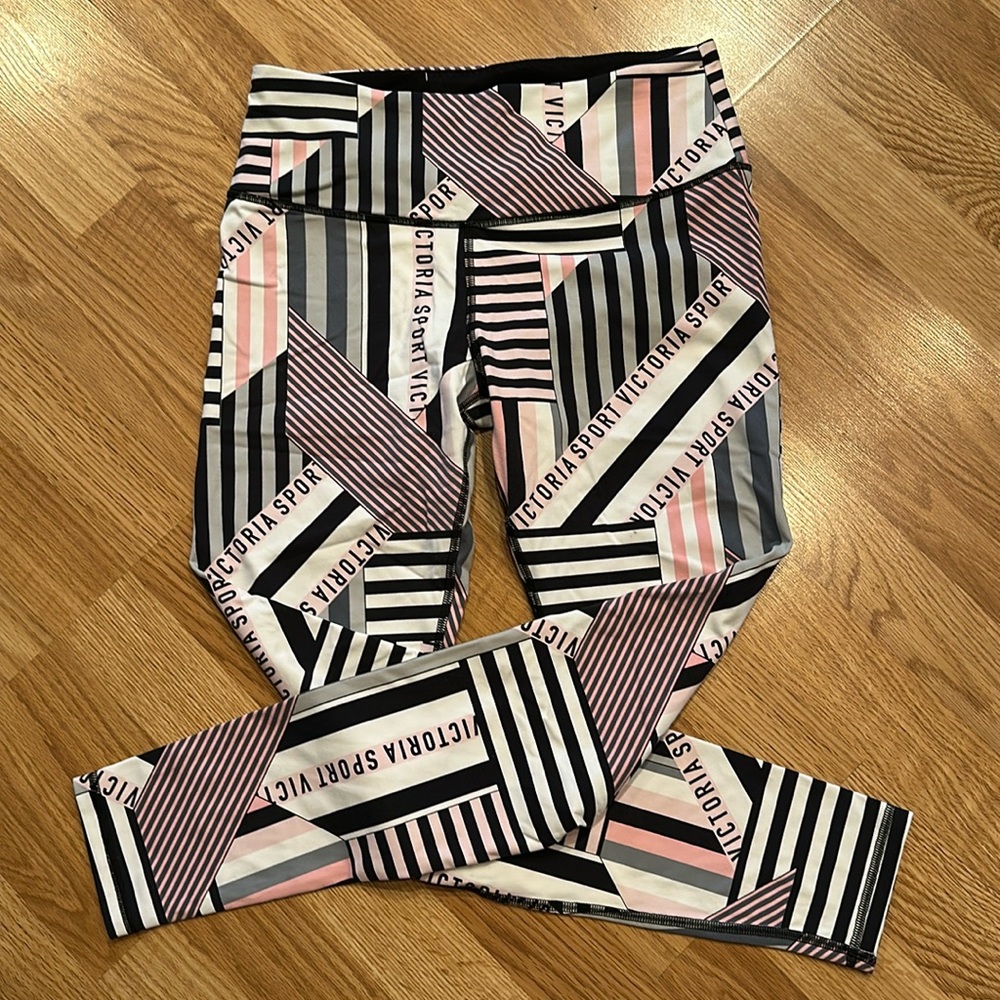 Victoria Secret sport knockout leggings
